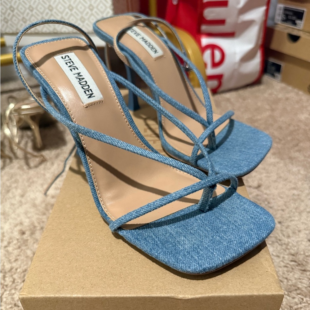 Steve Madden Annie Heel in Denim - Picture 2 of 6